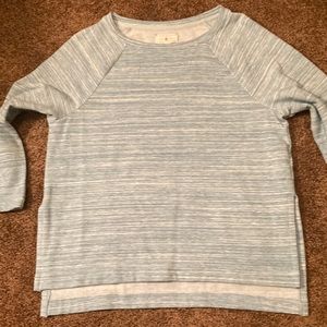 LOFT LOU & GREY PRETTY BLUE TOP. VERY SOFT FABRIC. SIZE SMALL. EUC